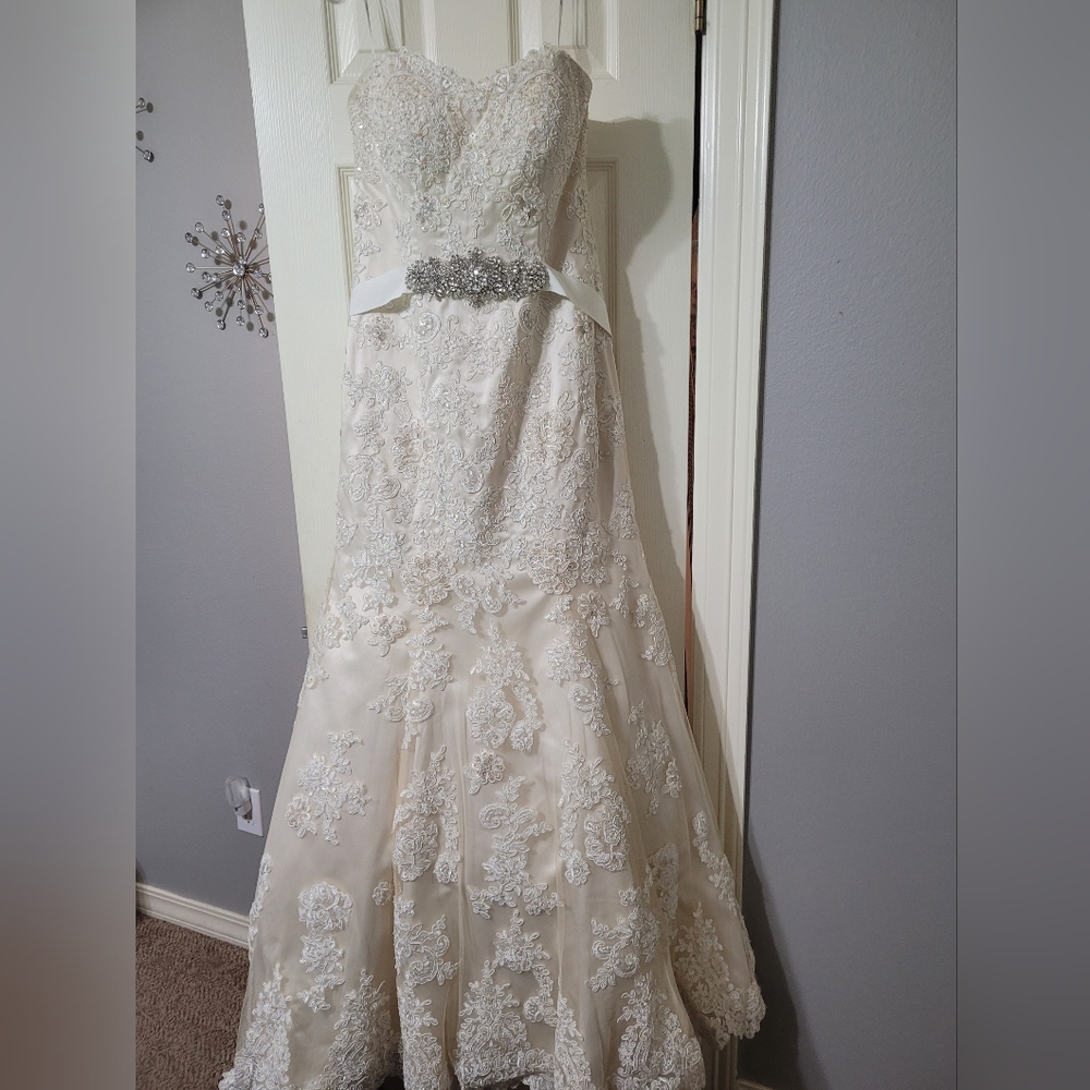 Martina Liana Wedding Dress
